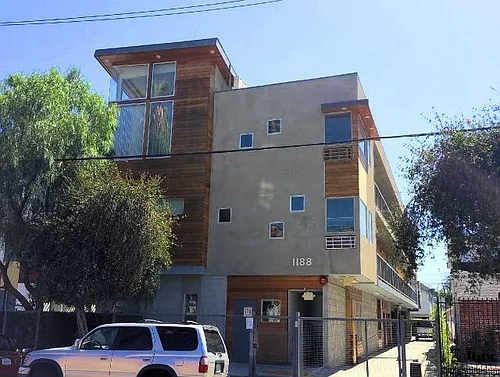 1188 W 36th Pl Photo 1