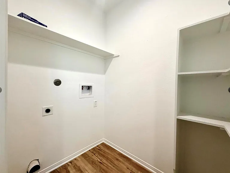 502 S Ross Sterling #B — Photo 13
