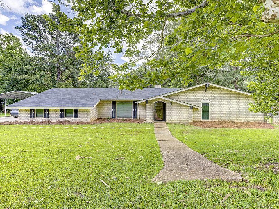 1st image of 105 Plantation Dr