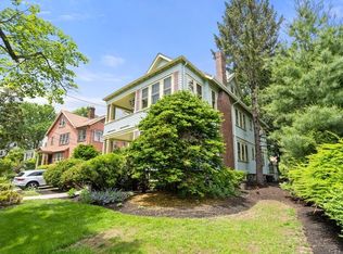 21 Lockeland Ave, Arlington, MA 02476