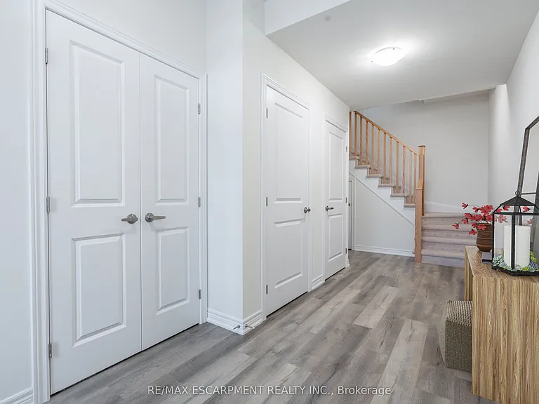 1278 Baseline Rd — Photo 2