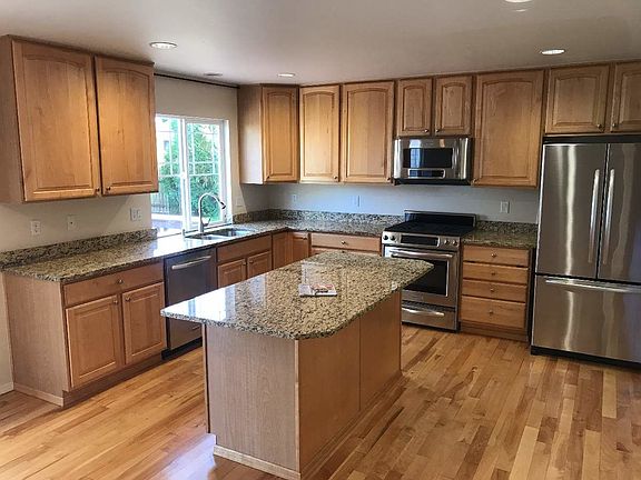 5th image of 7706 Fern Ave SE