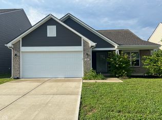 1181 S Aberdeen Dr, Franklin, IN 46131