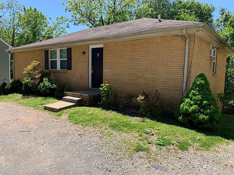 812 Bradley St — Photo 1