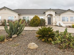 11989 Pinon Ave, Hesperia, CA 92345