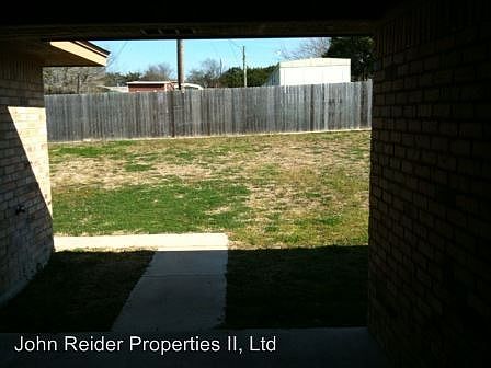 2nd image of 907 McClure Ln #B