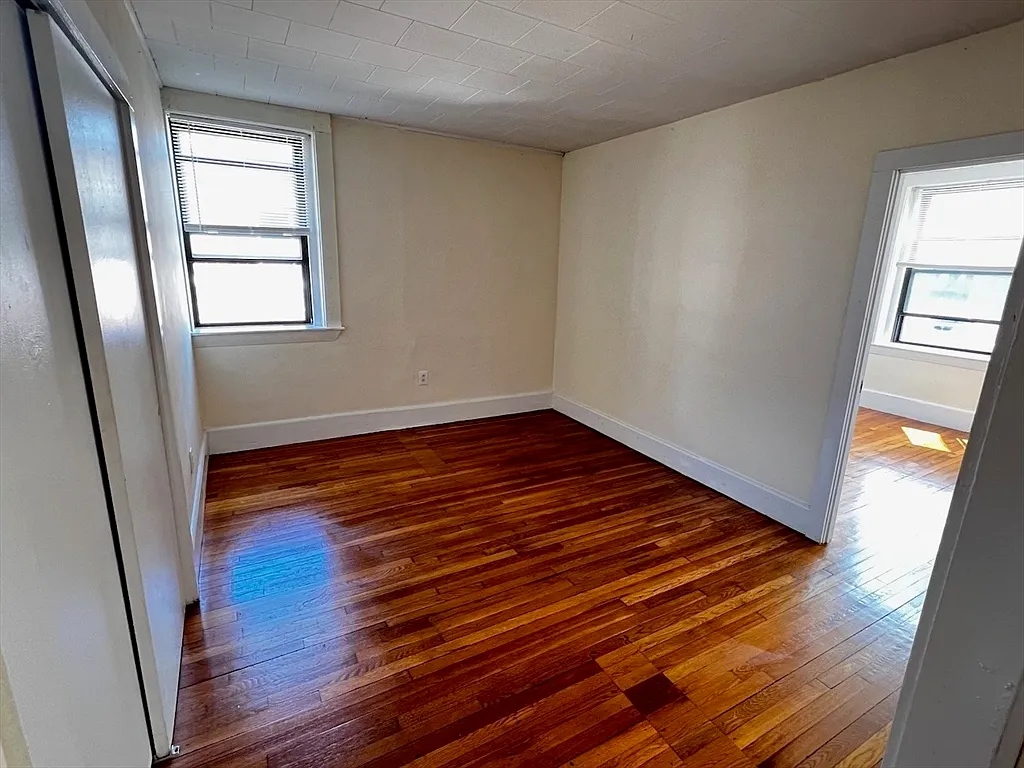 Building Photo - 11 Gorham St #10