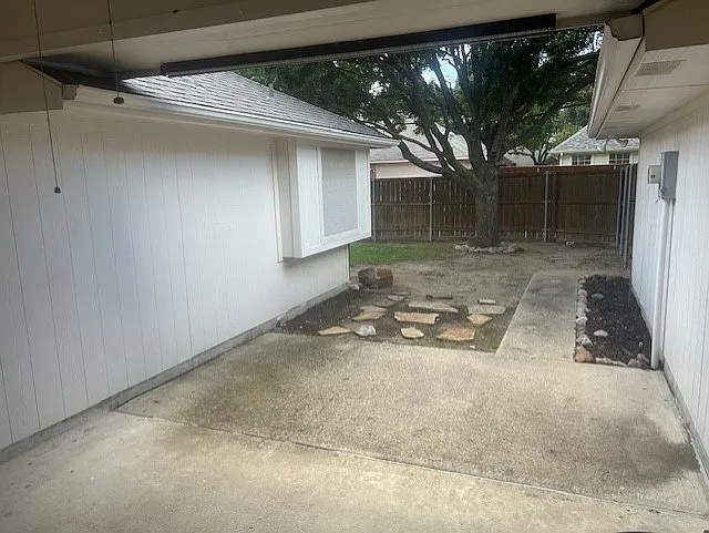 748 Summerfield Dr — Photo 18