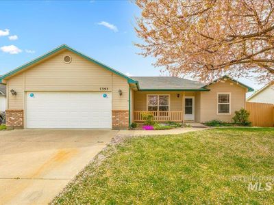 7395 Bridgeport Dr, Nampa, ID, 83687