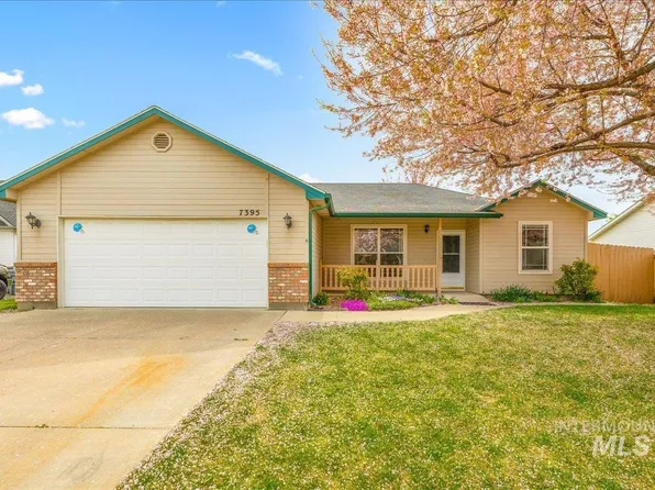 7395 Bridgeport Dr, Nampa, ID 83687