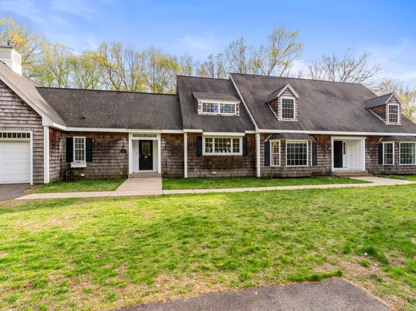 74 High Street, Portland, CT 06480