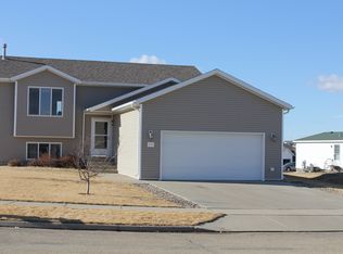 3700 Lewis Road Nw, Mandan, ND 58554