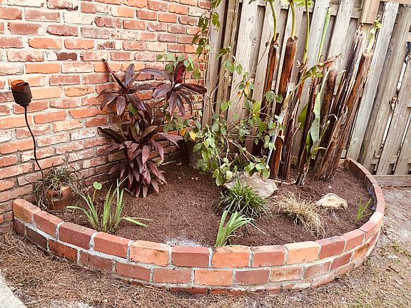 1 of many flowerbeds 