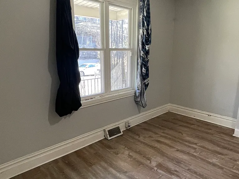 226 Lobinger Ave — Photo 9