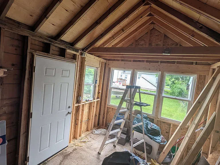 634 Niagara St — Photo 16