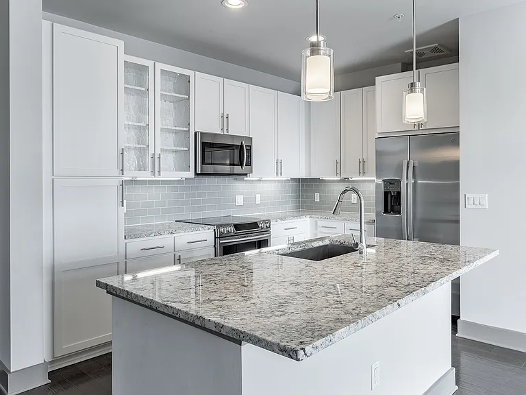 Trace Midtown Apartments — Photo 15