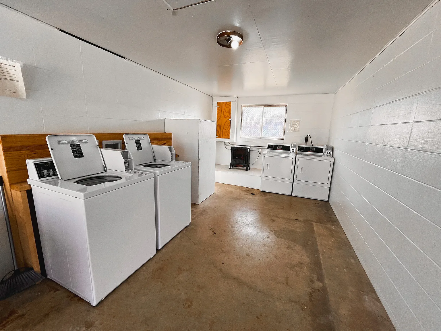 Studio, $600 — Photo 4