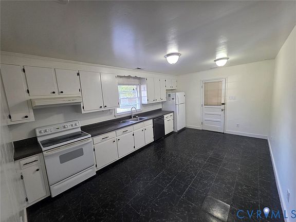 5th image of 6197 Gary Ln