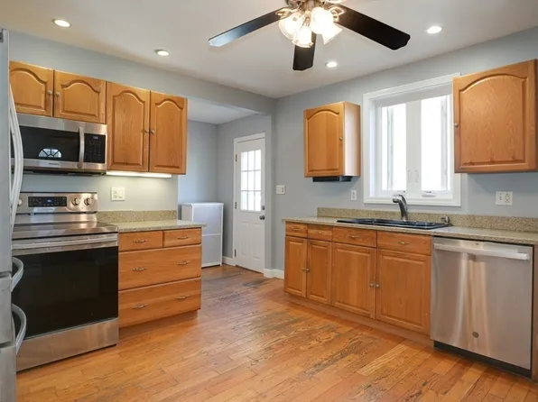 49 Cowdrey Ave, Lynn, MA 01904