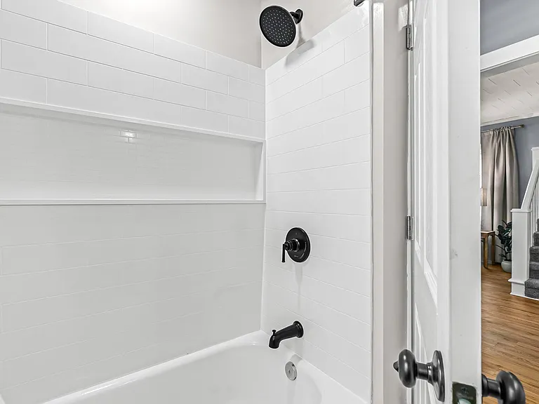 419 S Kenwood Ave — Photo 32