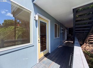 1300 NE 68th Ave APT 15, Portland, OR 97213