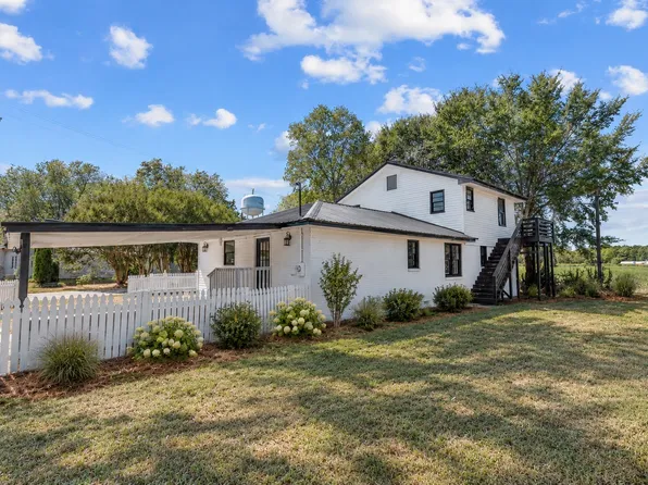 50 Edgewood Dr, Danielsville, GA 30633