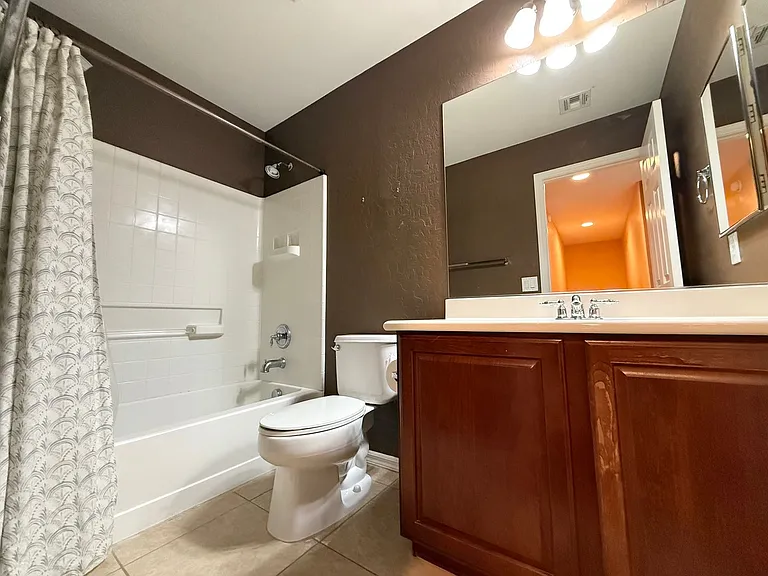 11833 Bussero Ct — Photo 15