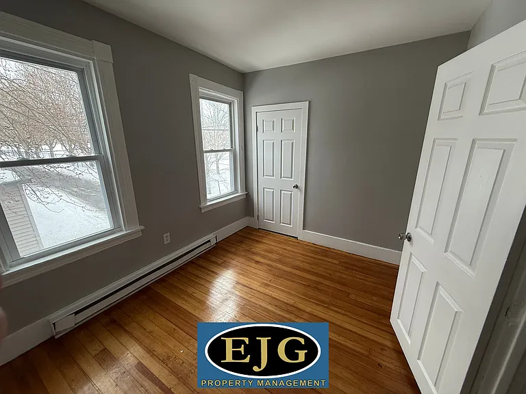 207 Pine St #2 — Photo 21