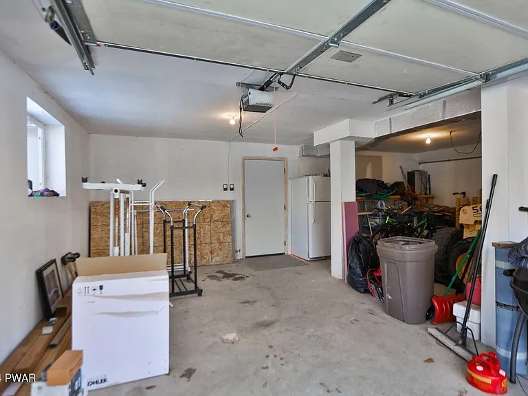 110 Stallion Dr — Photo 236