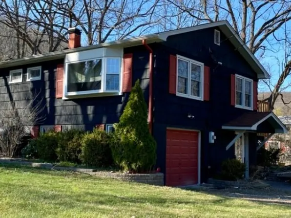 1 Gilbert Dr, Glenwood, NJ 07418