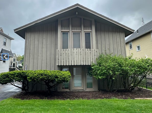 1302 S Main St APT 4