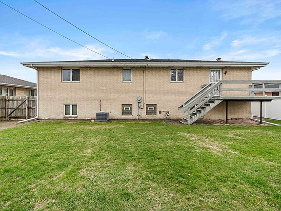 2nd image of 3705 Manor Dr