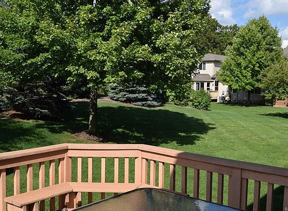 5th image of 8046 Springdale Dr #1