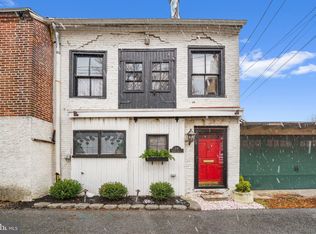 29 Locust Aly, West Chester, PA 19382