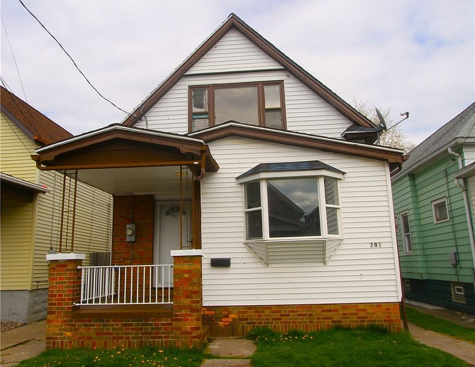 1st image of 201 Barnard St
