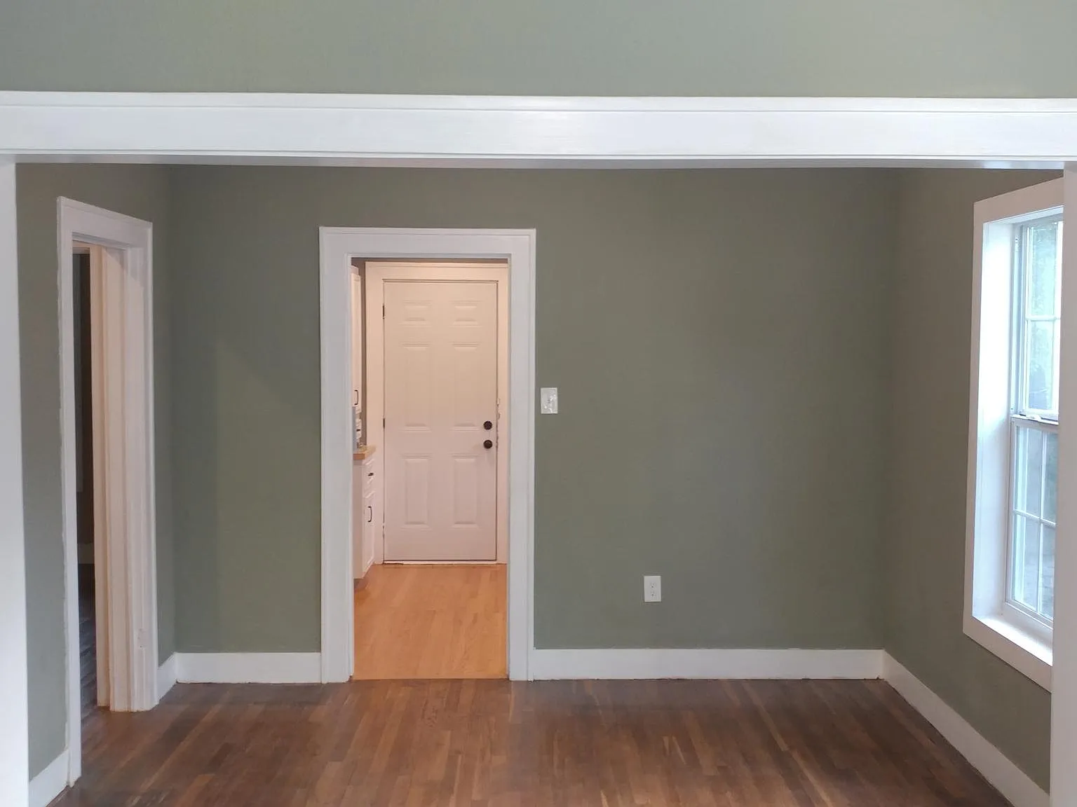 2 bed, 828 sqft, $1,200 — Photo 4