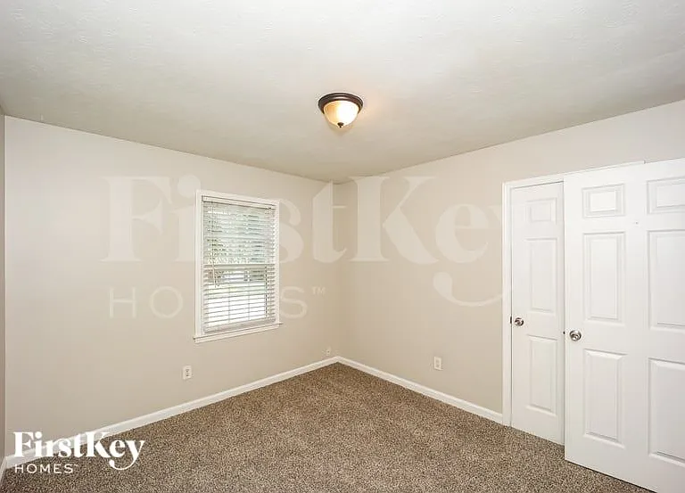 420 Freestone Dr — Photo 10