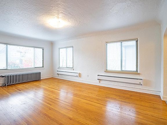 DeSoto Arms: 1BD/1BA