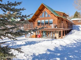 110 Chokecherry Dr, Alpine, WY 83128