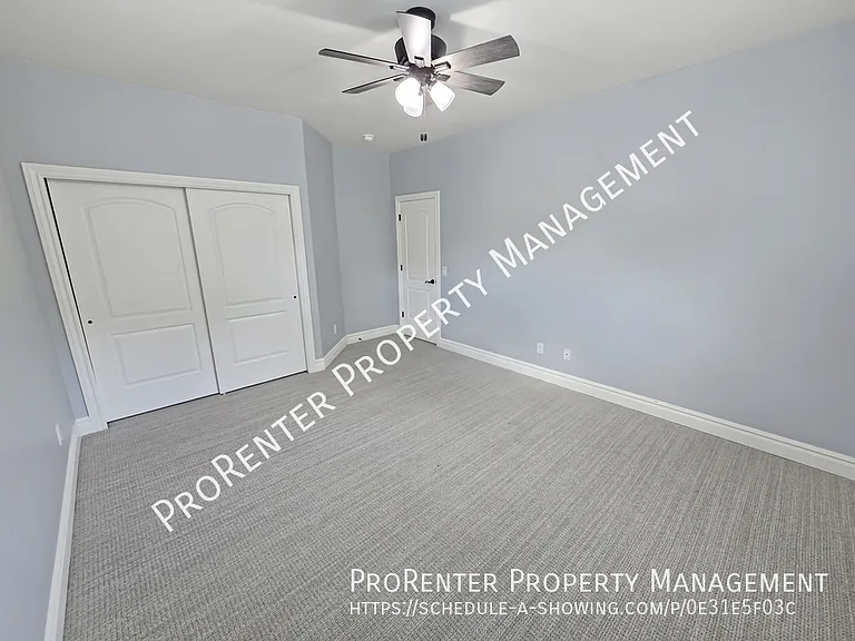 843 Eaglepointe Dr — Photo 34