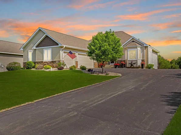 1537 140th Ave NE, Ham Lake, MN 55304