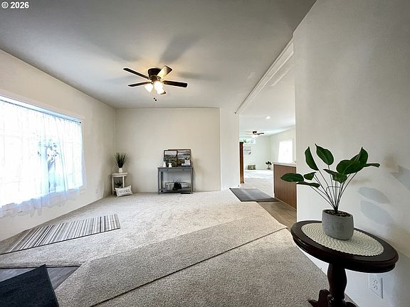 3rd image of 96465 Coverdell Rd Space 34