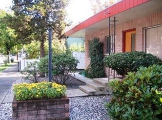 115 NE A St, Grants Pass, OR 97526