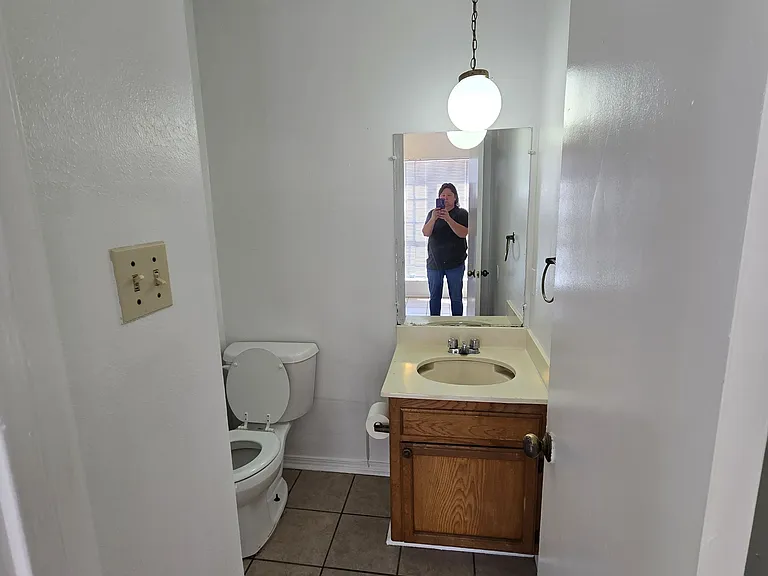 120 Oak Ridge Ave #A — Photo 6