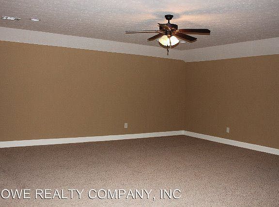 5th image of 16 Cedarwood Ct
