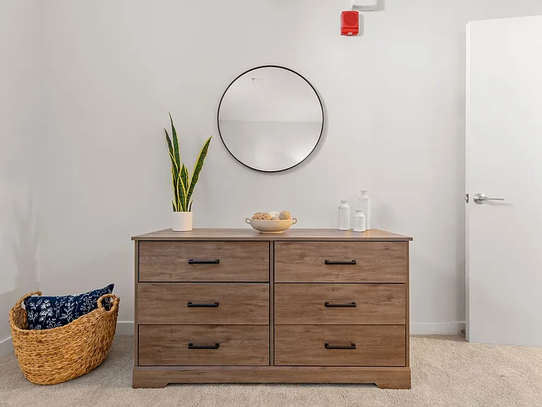 Altamont Apartments Limited-Time Special! First Month FREE with Approved Application! — Photo 37