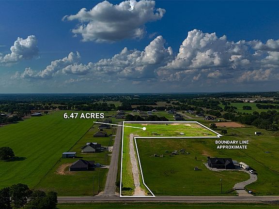 2nd image of 1160 Doss Rd