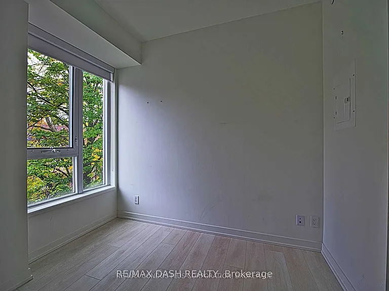 223 Saint Clair Ave W #215 — Photo 9