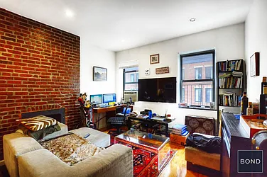 Rented by Bond New York