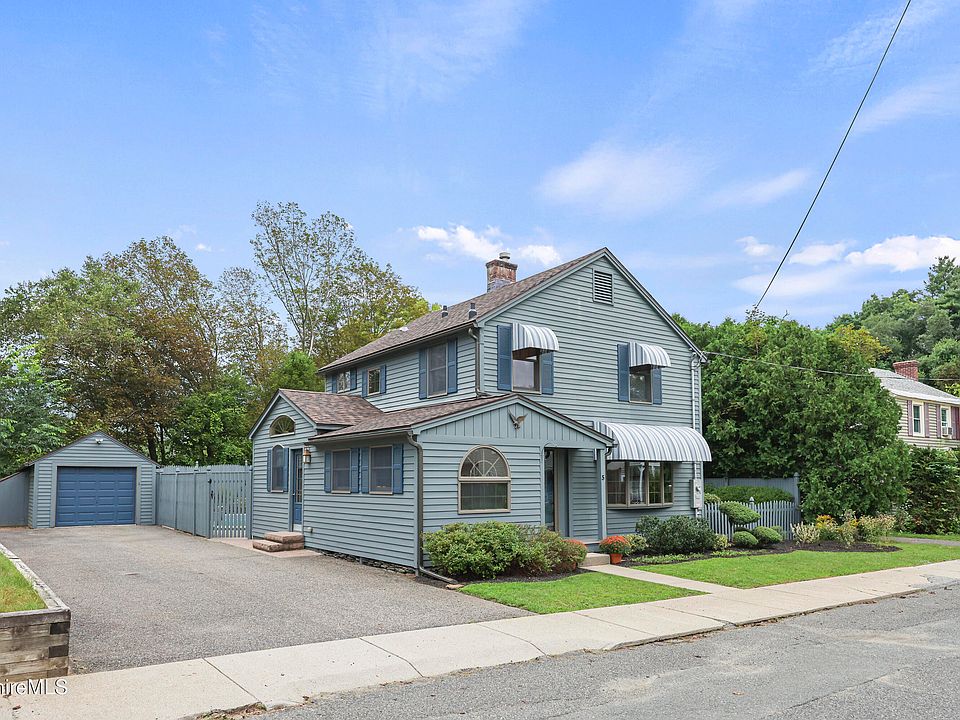 1st image of 5 Daniels Ct